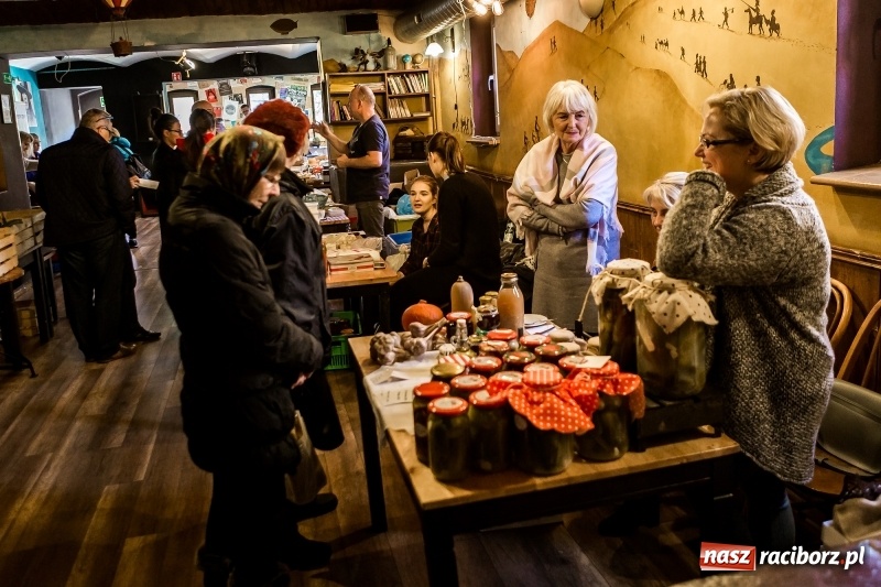 Zdjęcie w galerii na portalu naszraciborz.pl: Na Końcu Świata znów królowała ekologiczna żywność  wiadomości z regionu