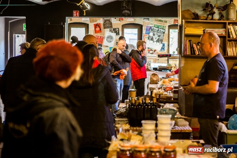 Zdjęcie w galerii na portalu naszraciborz.pl: Na Końcu Świata znów królowała ekologiczna żywność  wiadomości z regionu