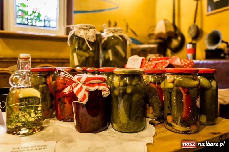 Zdjęcie w galerii na portalu naszraciborz.pl: Na Końcu Świata znów królowała ekologiczna żywność  wiadomości z regionu