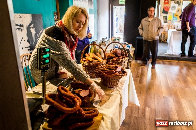 Zdjęcie w galerii na portalu naszraciborz.pl: Na Końcu Świata znów królowała ekologiczna żywność  wiadomości z regionu