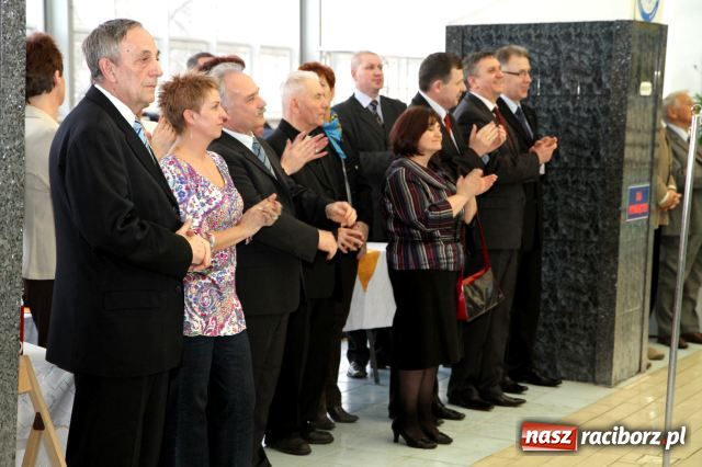 Zdjęcie w galerii na portalu naszraciborz.pl: Pływanie: mistrzostwa szkół podsumowanie wiadomości z regionu