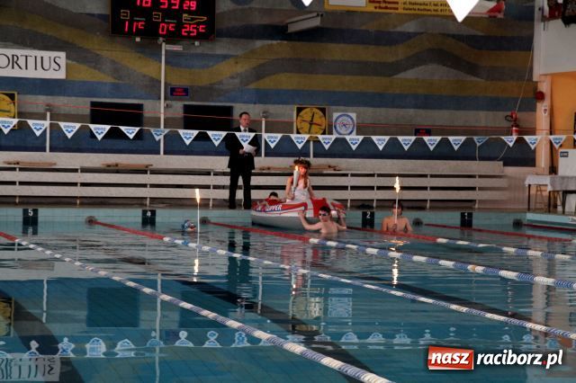Zdjęcie w galerii na portalu naszraciborz.pl: Pływanie: mistrzostwa szkół podsumowanie wiadomości z regionu
