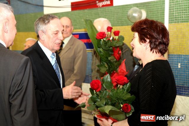 Zdjęcie w galerii na portalu naszraciborz.pl: Pływanie: mistrzostwa szkół podsumowanie wiadomości z regionu