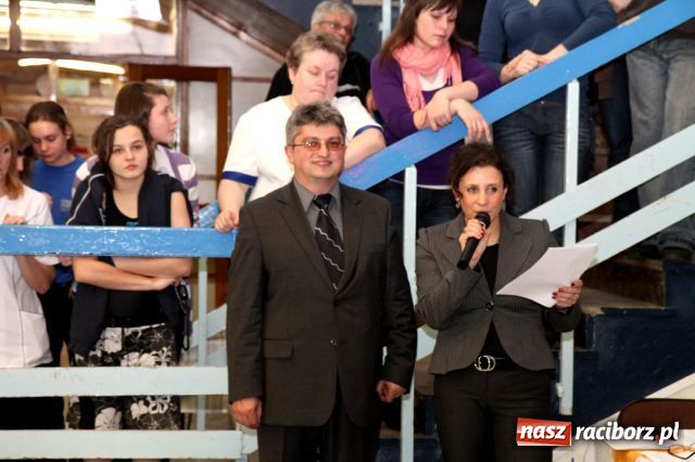 Zdjęcie w galerii na portalu naszraciborz.pl: Pływanie: mistrzostwa szkół podsumowanie wiadomości z regionu