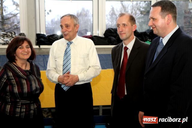 Zdjęcie w galerii na portalu naszraciborz.pl: Pływanie: mistrzostwa szkół podsumowanie wiadomości z regionu