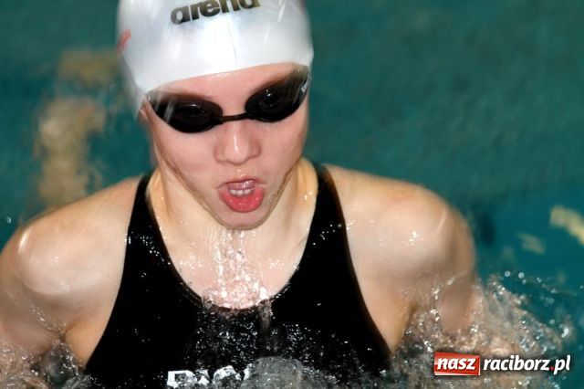Zdjęcie w galerii na portalu naszraciborz.pl: Pływanie: mistrzostwa szkół podsumowanie wiadomości z regionu