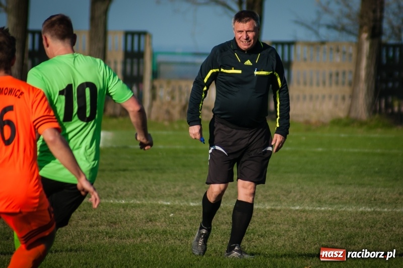 Zdjęcie w galerii na portalu naszraciborz.pl: B klasa: Owsiszcze bez pomysłu na grę poległy w starciu z Adamowicami wiadomości z regionu
