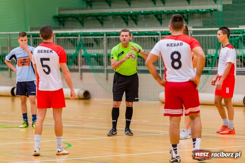 Zdjęcie w galerii na portalu naszraciborz.pl: Team z Kornowaca lepszy od Żuczków, czyli sobotnie rozgrywki HLPN w Raciborzu  wiadomości z regionu