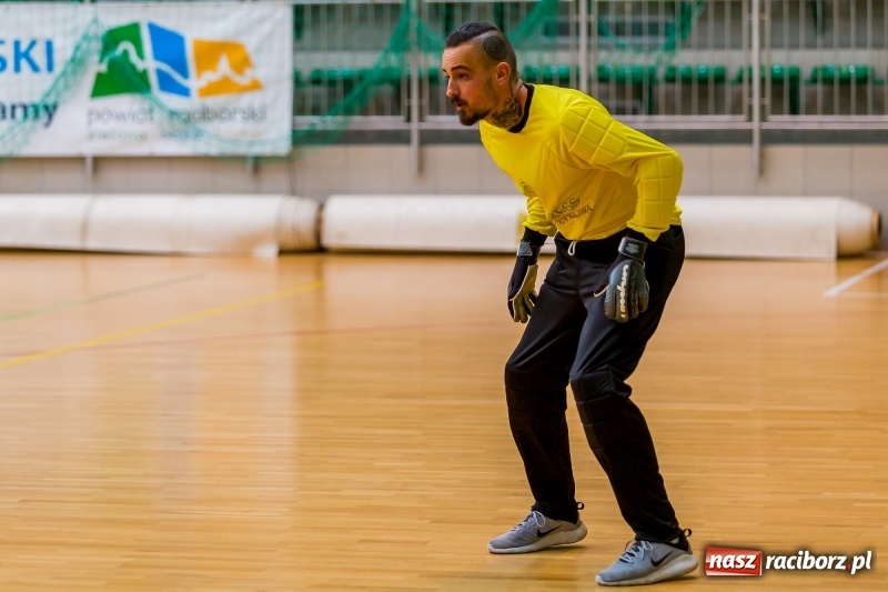 Zdjęcie w galerii na portalu naszraciborz.pl: Team z Kornowaca lepszy od Żuczków, czyli sobotnie rozgrywki HLPN w Raciborzu  wiadomości z regionu