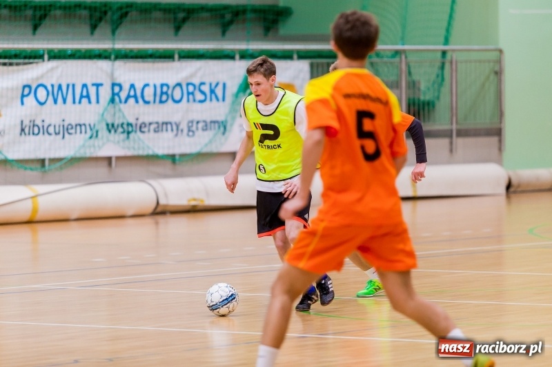 Zdjęcie w galerii na portalu naszraciborz.pl: Team z Kornowaca lepszy od Żuczków, czyli sobotnie rozgrywki HLPN w Raciborzu  wiadomości z regionu