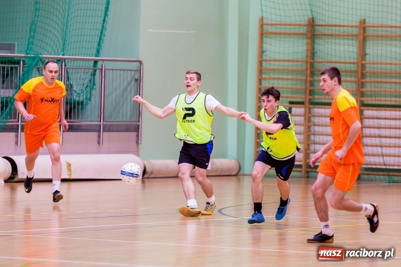 Zdjęcie w galerii na portalu naszraciborz.pl: Team z Kornowaca lepszy od Żuczków, czyli sobotnie rozgrywki HLPN w Raciborzu  wiadomości z regionu