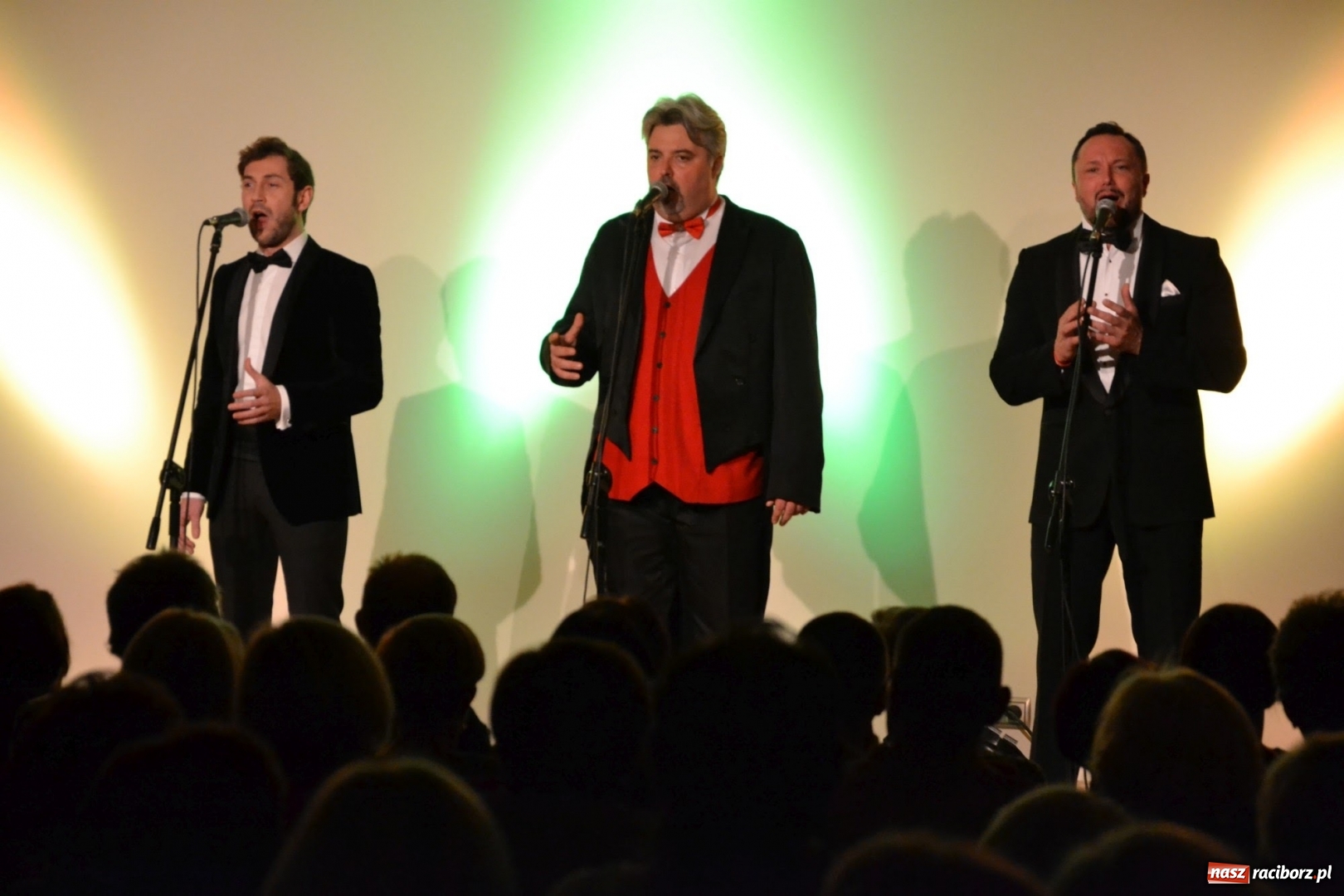 Zdjęcie w galerii na portalu naszraciborz.pl: Trzej tenorzy zaśpiewali na Zamku Piastowskim  wiadomości z regionu