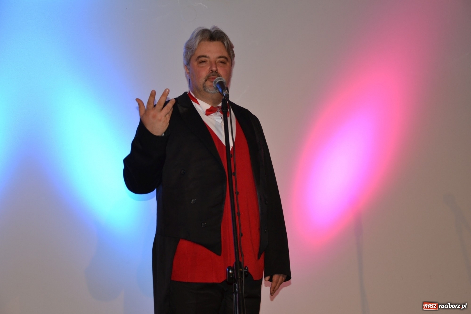 Zdjęcie w galerii na portalu naszraciborz.pl: Trzej tenorzy zaśpiewali na Zamku Piastowskim  wiadomości z regionu