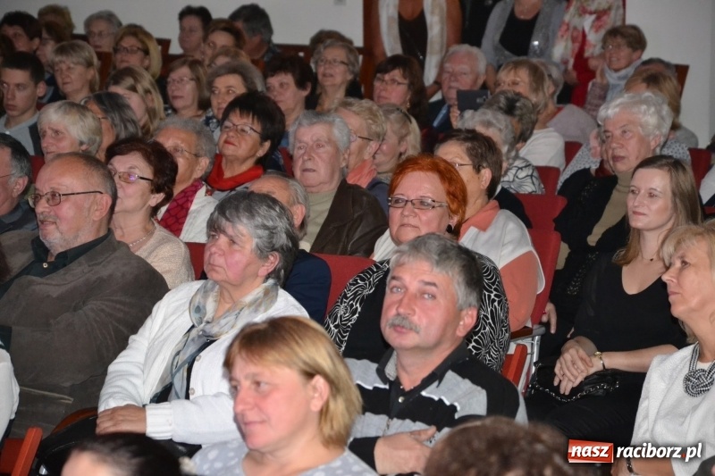 Zdjęcie w galerii na portalu naszraciborz.pl: Trzej tenorzy zaśpiewali na Zamku Piastowskim  wiadomości z regionu