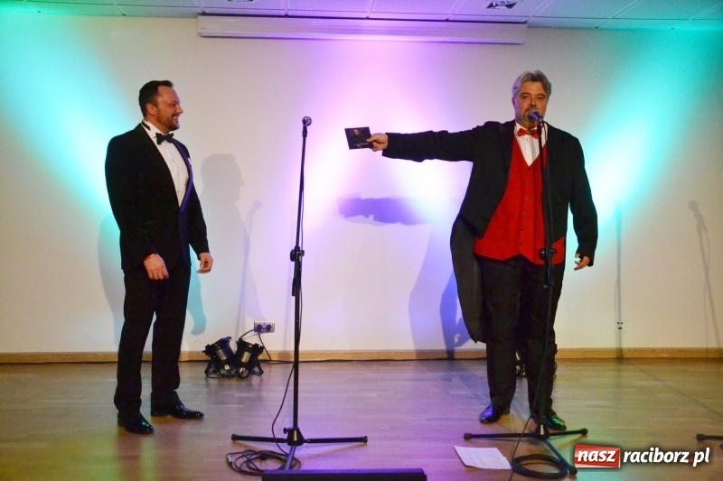 Zdjęcie w galerii na portalu naszraciborz.pl: Trzej tenorzy zaśpiewali na Zamku Piastowskim  wiadomości z regionu