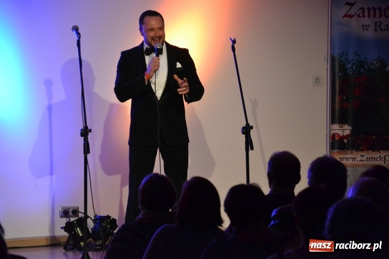 Zdjęcie w galerii na portalu naszraciborz.pl: Trzej tenorzy zaśpiewali na Zamku Piastowskim  wiadomości z regionu