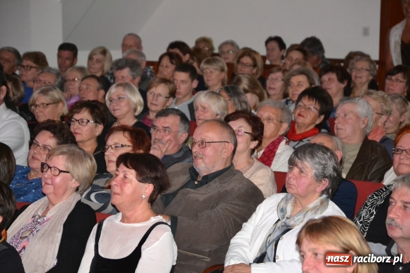 Zdjęcie w galerii na portalu naszraciborz.pl: Trzej tenorzy zaśpiewali na Zamku Piastowskim  wiadomości z regionu