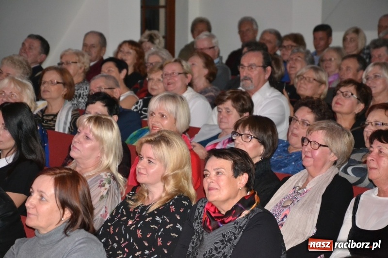 Zdjęcie w galerii na portalu naszraciborz.pl: Trzej tenorzy zaśpiewali na Zamku Piastowskim  wiadomości z regionu