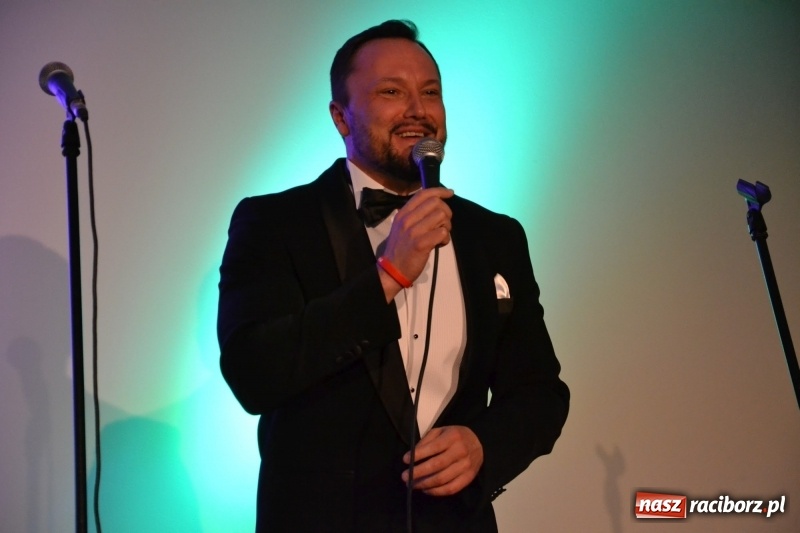 Zdjęcie w galerii na portalu naszraciborz.pl: Trzej tenorzy zaśpiewali na Zamku Piastowskim  wiadomości z regionu