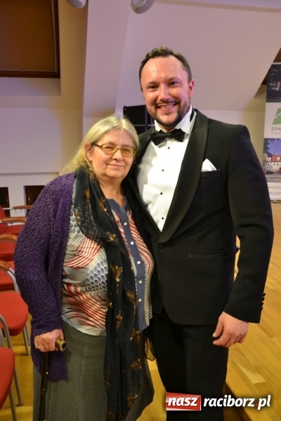 Zdjęcie w galerii na portalu naszraciborz.pl: Trzej tenorzy zaśpiewali na Zamku Piastowskim  wiadomości z regionu