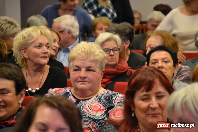 Zdjęcie w galerii na portalu naszraciborz.pl: Trzej tenorzy zaśpiewali na Zamku Piastowskim  wiadomości z regionu