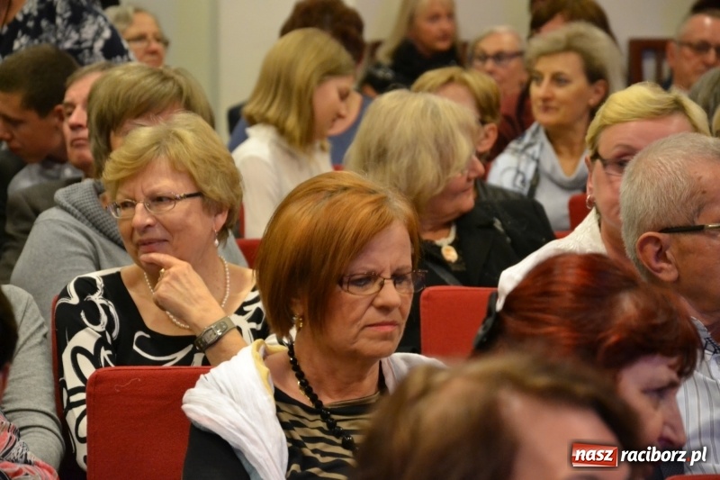 Zdjęcie w galerii na portalu naszraciborz.pl: Trzej tenorzy zaśpiewali na Zamku Piastowskim  wiadomości z regionu