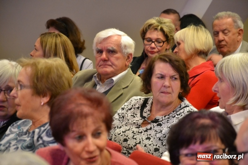 Zdjęcie w galerii na portalu naszraciborz.pl: Trzej tenorzy zaśpiewali na Zamku Piastowskim  wiadomości z regionu