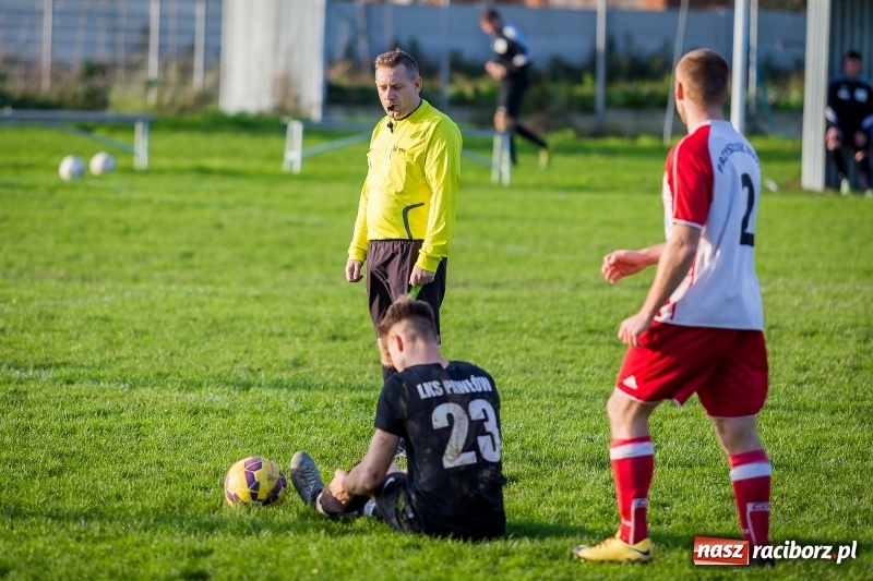 Zdjęcie w galerii na portalu naszraciborz.pl: Leszek Nieckarz bohaterem Pawłowa. Rezerwy Przyszłości Rogów nie zdołały odwrócić losów meczu  wiadomości z regionu
