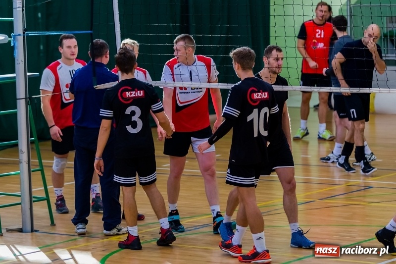 Zdjęcie w galerii na portalu naszraciborz.pl: JP Telebim RLPS: Jeden tie-break i sześć pewnych zwycięstw  wiadomości z regionu