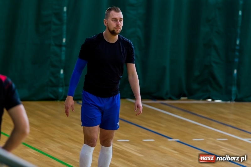 Zdjęcie w galerii na portalu naszraciborz.pl: JP Telebim RLPS: Jeden tie-break i sześć pewnych zwycięstw  wiadomości z regionu