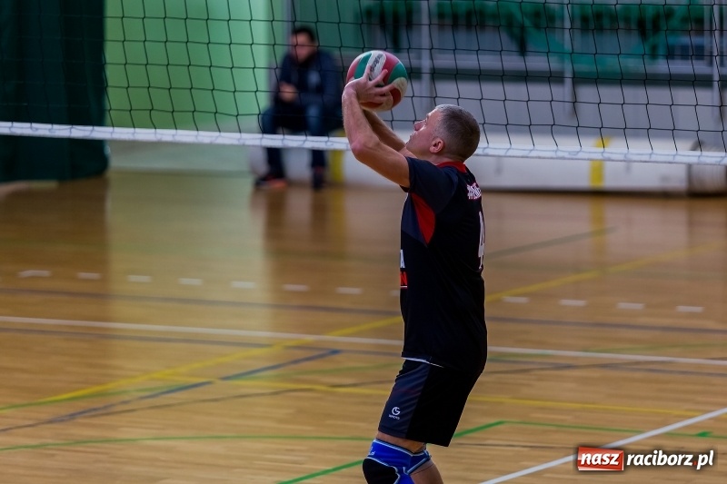 Zdjęcie w galerii na portalu naszraciborz.pl: JP Telebim RLPS: Jeden tie-break i sześć pewnych zwycięstw  wiadomości z regionu