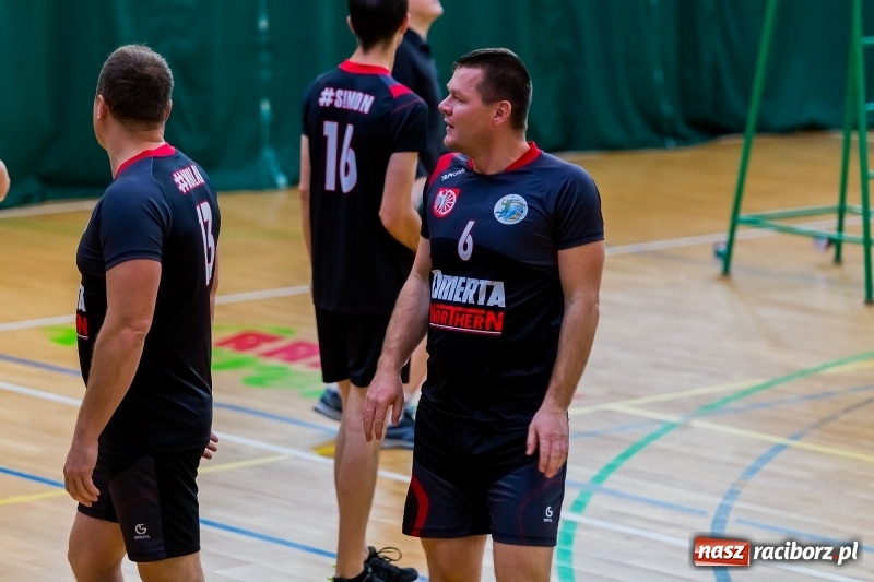 Zdjęcie w galerii na portalu naszraciborz.pl: JP Telebim RLPS: Jeden tie-break i sześć pewnych zwycięstw  wiadomości z regionu