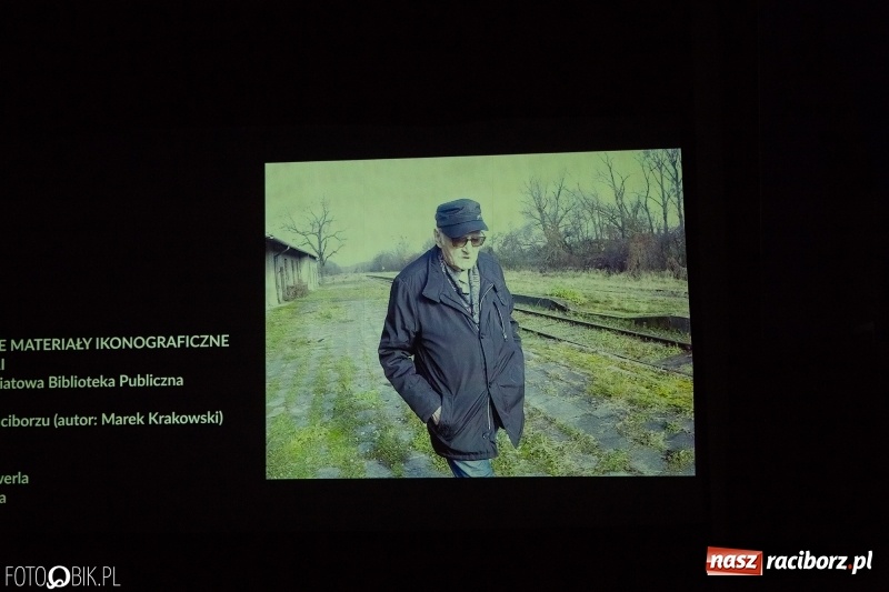 Zdjęcie w galerii na portalu naszraciborz.pl: Historyk, ale już powoli zabytek - w RCK odbyła się premiera filmu o Pawle Newerli  wiadomości z regionu