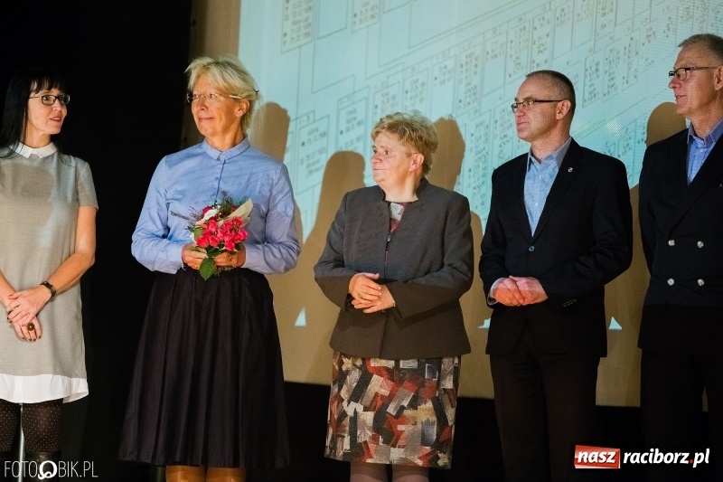 Zdjęcie w galerii na portalu naszraciborz.pl: Historyk, ale już powoli zabytek - w RCK odbyła się premiera filmu o Pawle Newerli  wiadomości z regionu