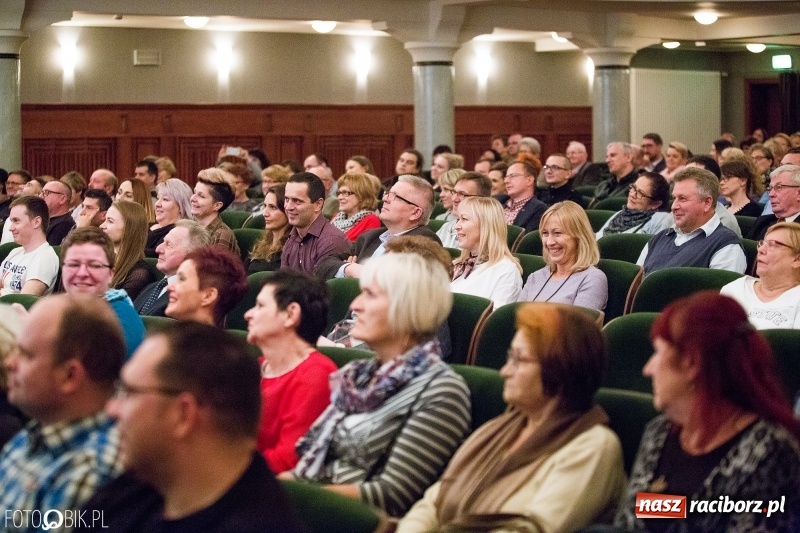 Zdjęcie w galerii na portalu naszraciborz.pl: Historyk, ale już powoli zabytek - w RCK odbyła się premiera filmu o Pawle Newerli  wiadomości z regionu