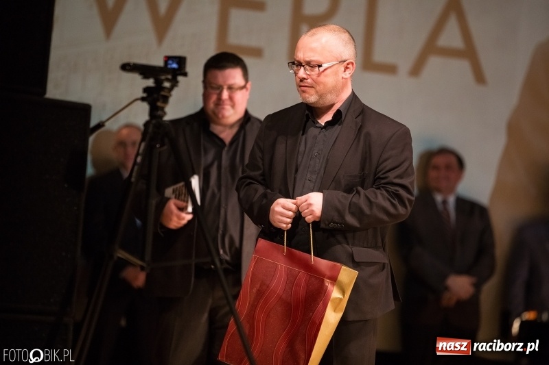 Zdjęcie w galerii na portalu naszraciborz.pl: Historyk, ale już powoli zabytek - w RCK odbyła się premiera filmu o Pawle Newerli  wiadomości z regionu