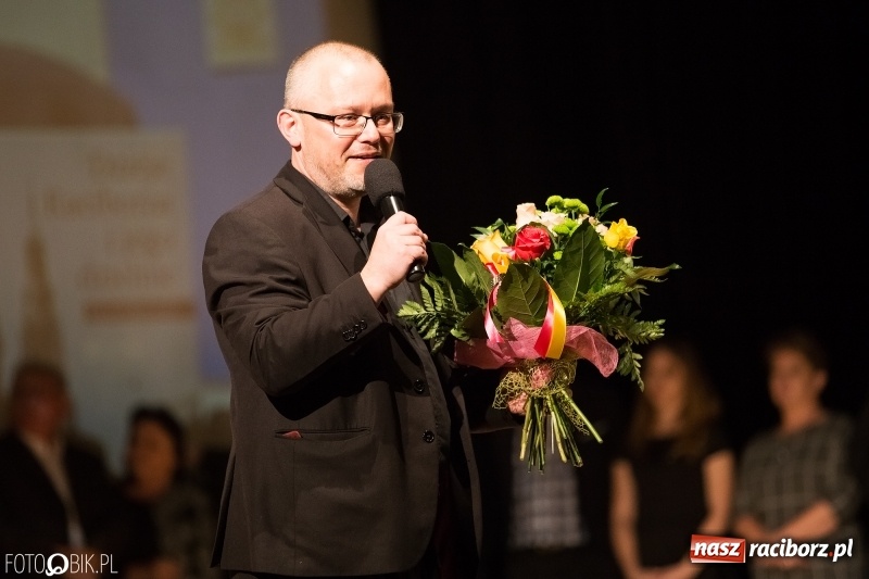 Zdjęcie w galerii na portalu naszraciborz.pl: Historyk, ale już powoli zabytek - w RCK odbyła się premiera filmu o Pawle Newerli  wiadomości z regionu