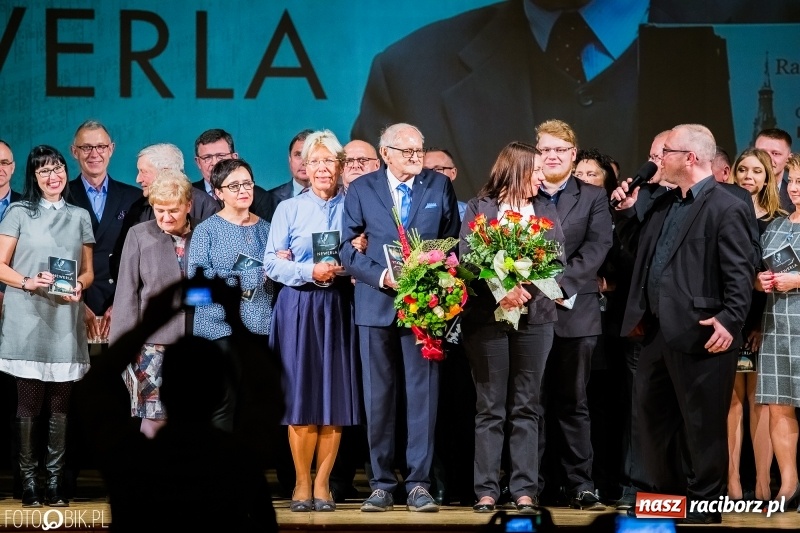 Zdjęcie w galerii na portalu naszraciborz.pl: Historyk, ale już powoli zabytek - w RCK odbyła się premiera filmu o Pawle Newerli  wiadomości z regionu