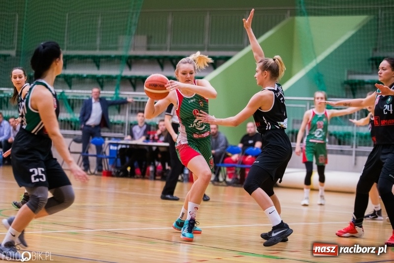 Zdjęcie w galerii na portalu naszraciborz.pl: Kolejna przegrana koszykarek z RKK AZS Racibórz wiadomości z regionu
