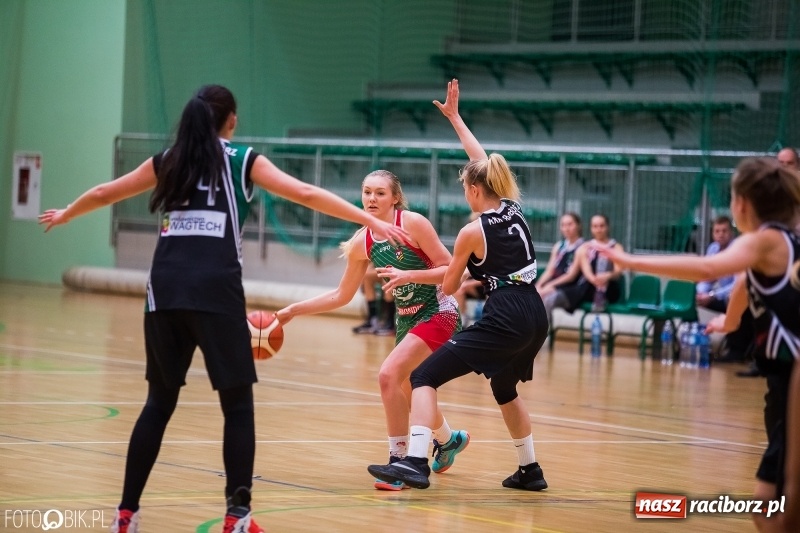 Zdjęcie w galerii na portalu naszraciborz.pl: Kolejna przegrana koszykarek z RKK AZS Racibórz wiadomości z regionu