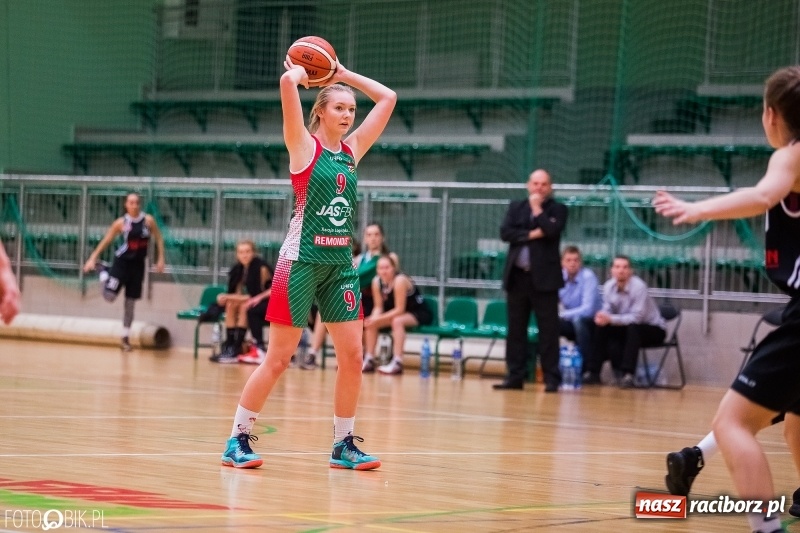 Zdjęcie w galerii na portalu naszraciborz.pl: Kolejna przegrana koszykarek z RKK AZS Racibórz wiadomości z regionu