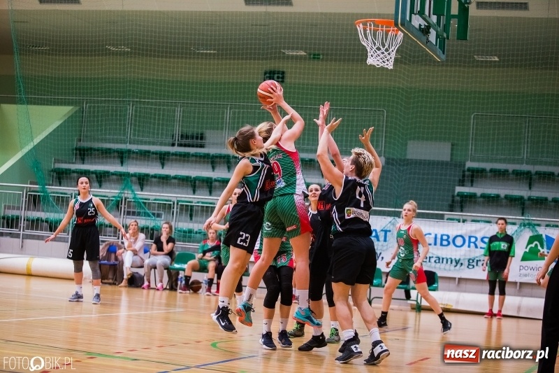Zdjęcie w galerii na portalu naszraciborz.pl: Kolejna przegrana koszykarek z RKK AZS Racibórz wiadomości z regionu