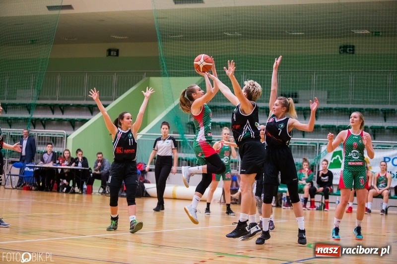 Zdjęcie w galerii na portalu naszraciborz.pl: Kolejna przegrana koszykarek z RKK AZS Racibórz wiadomości z regionu