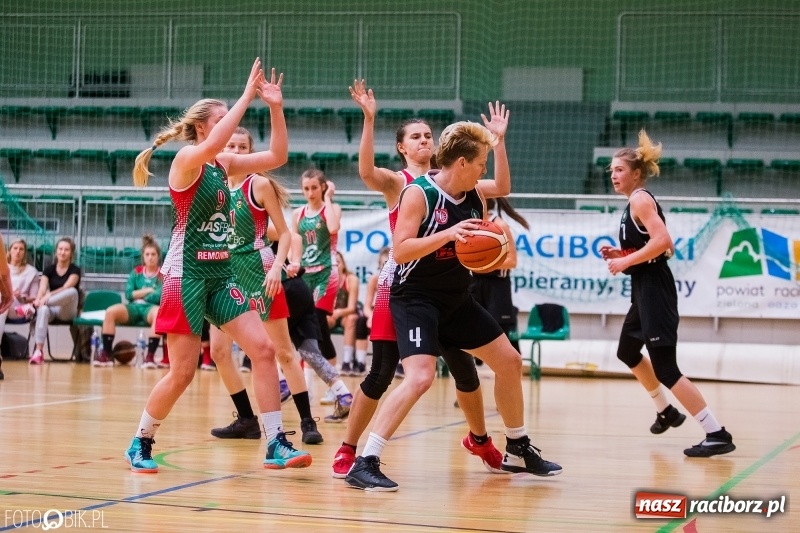 Zdjęcie w galerii na portalu naszraciborz.pl: Kolejna przegrana koszykarek z RKK AZS Racibórz wiadomości z regionu
