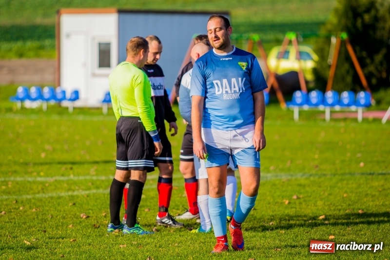 Zdjęcie w galerii na portalu naszraciborz.pl: Cyprzanów rozgromił Rudnik w spotkaniu zaległej kolejki C klasy  wiadomości z regionu