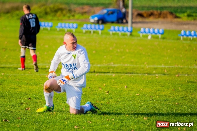 Zdjęcie w galerii na portalu naszraciborz.pl: Cyprzanów rozgromił Rudnik w spotkaniu zaległej kolejki C klasy  wiadomości z regionu