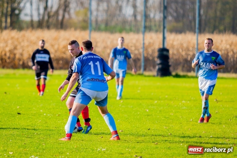 Zdjęcie w galerii na portalu naszraciborz.pl: Cyprzanów rozgromił Rudnik w spotkaniu zaległej kolejki C klasy  wiadomości z regionu