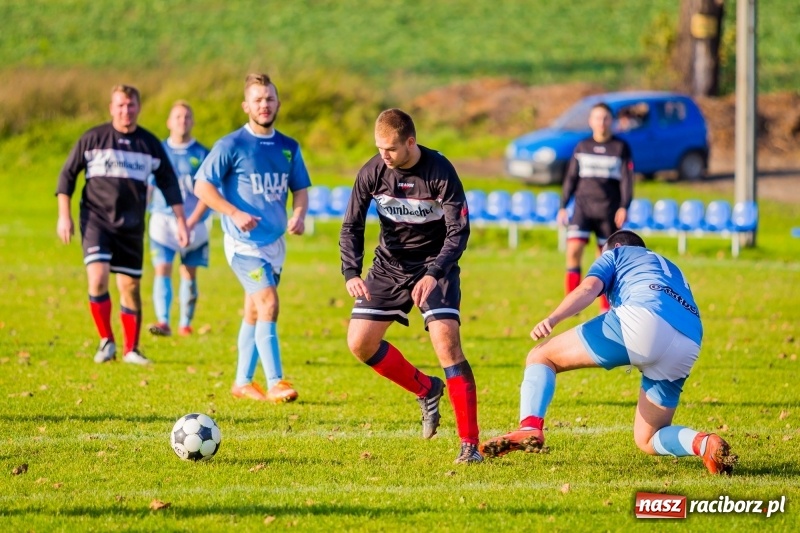 Zdjęcie w galerii na portalu naszraciborz.pl: Cyprzanów rozgromił Rudnik w spotkaniu zaległej kolejki C klasy  wiadomości z regionu