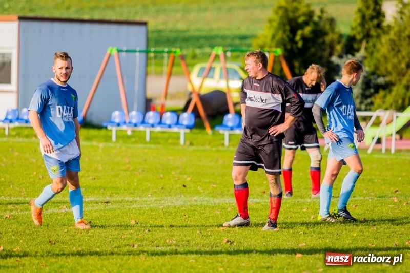 Zdjęcie w galerii na portalu naszraciborz.pl: Cyprzanów rozgromił Rudnik w spotkaniu zaległej kolejki C klasy  wiadomości z regionu