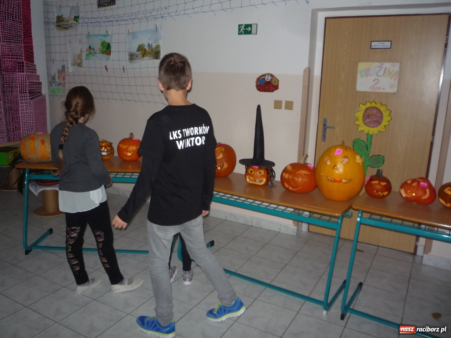 Zdjęcie w galerii na portalu naszraciborz.pl: Szachowy turniej w Czechach z udziałem uczniów szkoły podstawowej z Tworkowa wiadomości z regionu